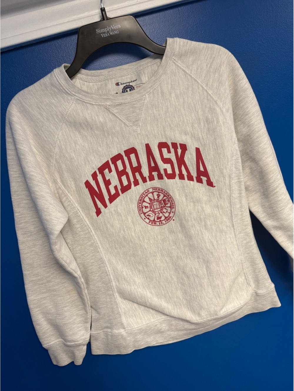 Champion Heritage Reverse Weave Nebraska Sweatshirt Small Distressed Neck